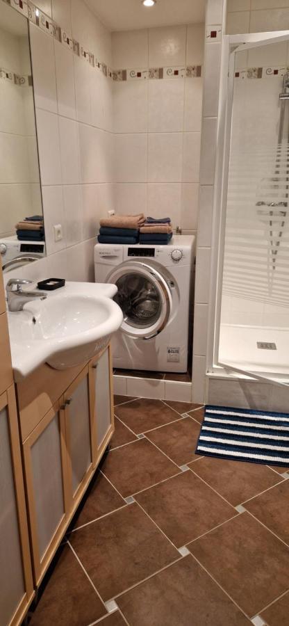 Cosy Appartement Complet Centre-Ville มงเบลียาร์ ภายนอก รูปภาพ