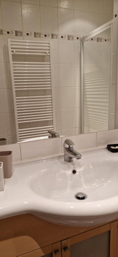 Cosy Appartement Complet Centre-Ville มงเบลียาร์ ภายนอก รูปภาพ